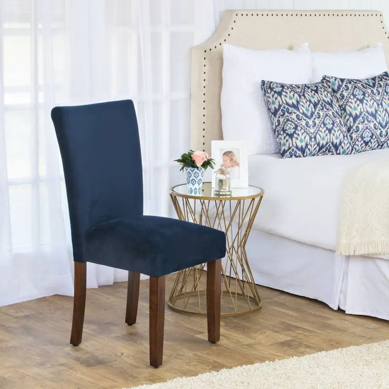 Chaise de salle à manger Parsons classique en velours bleu marine foncé avec pieds en noyer