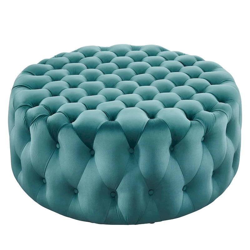 Grand pouf rond capitonné en velours performance